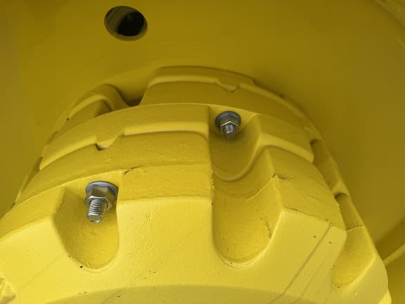 Image of John Deere 9R 440 equipment image 1