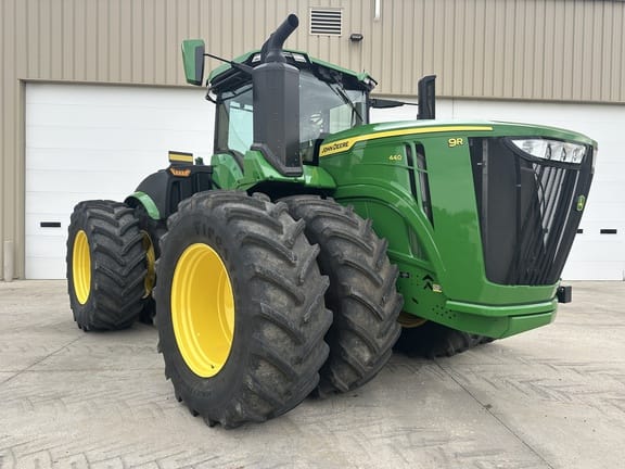 2025 John Deere 9R 440 Equipment Image0