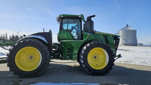 Image of John Deere 9R 490 equipment image 1