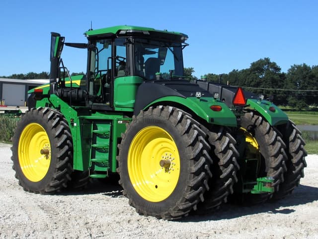 Image of John Deere 9R 490 equipment image 4