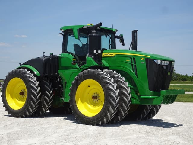 Image of John Deere 9R 490 equipment image 1