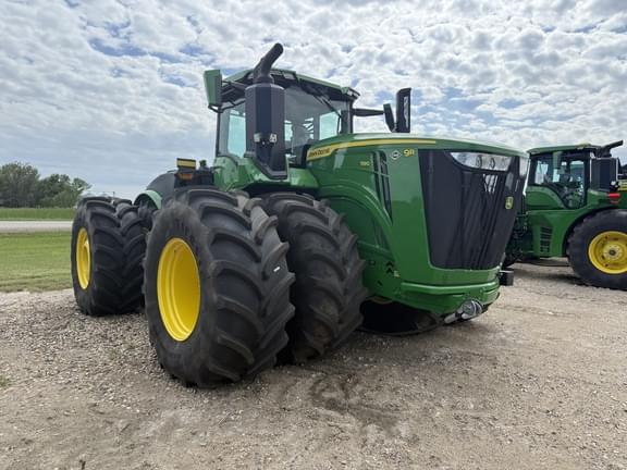 Image of John Deere 9R 590 equipment image 1