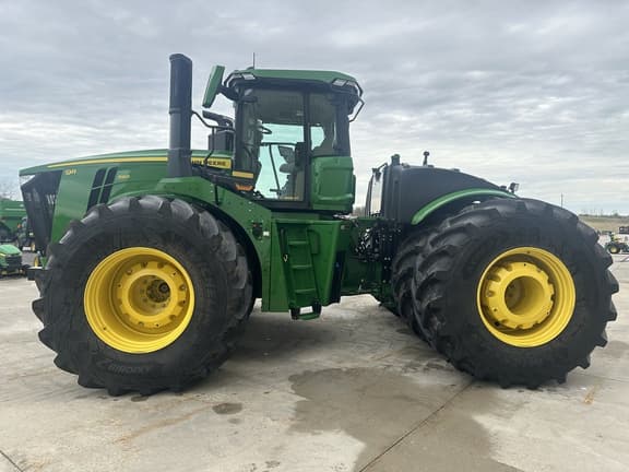Image of John Deere 9R 590 equipment image 2
