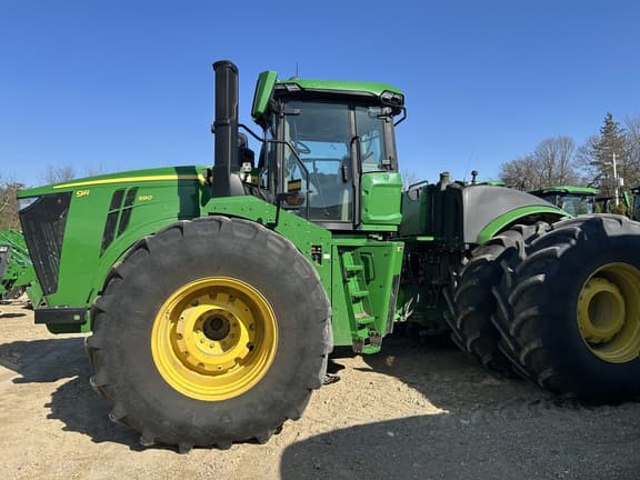 Image of John Deere 9R 590 equipment image 1