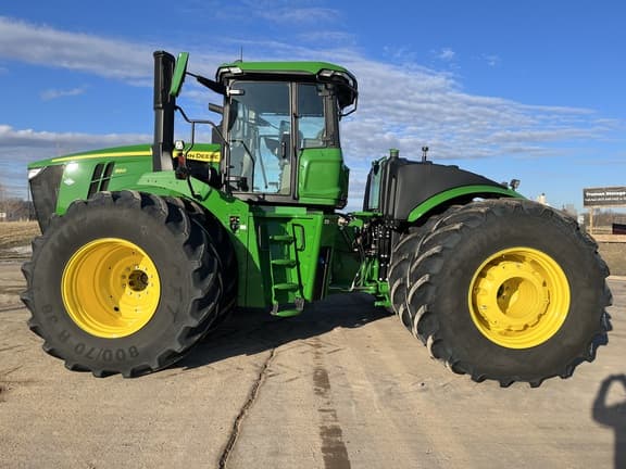 Image of John Deere 9R 590 equipment image 1