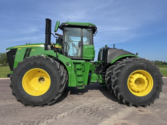 Image of John Deere 9R 590 equipment image 1