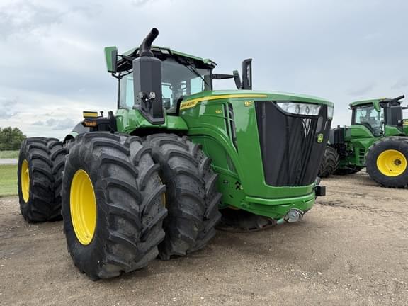 Image of John Deere 9R 590 equipment image 1