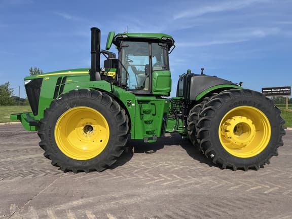 Image of John Deere 9R 590 equipment image 1