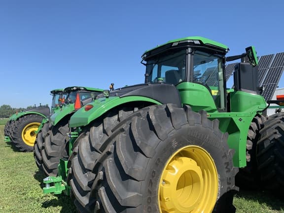 Image of John Deere 9R 590 equipment image 2