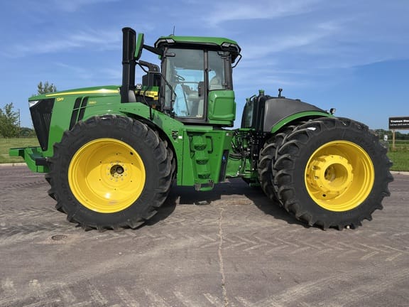 2025 John Deere 9R 590 Equipment Image0