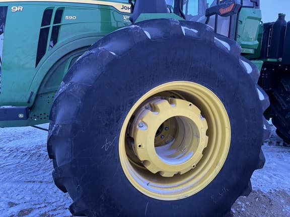 Image of John Deere 9R 590 equipment image 1