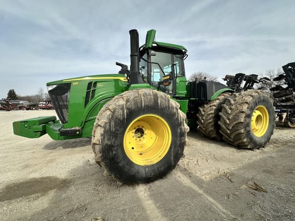 Image of John Deere 9R 590 equipment image 1
