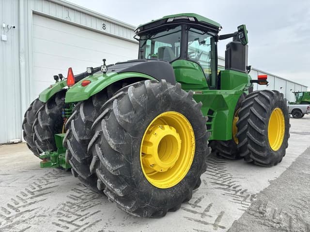 Image of John Deere 9R 590 equipment image 2