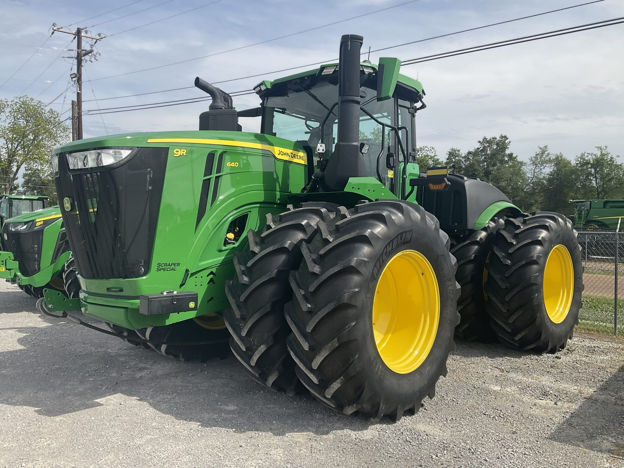 2025 John Deere 9R 640 Equipment Image0