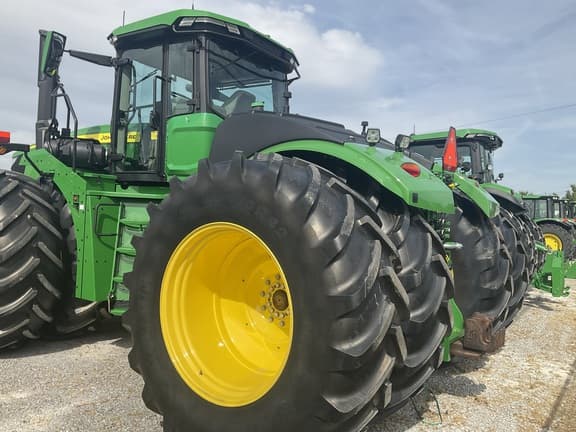 Image of John Deere 9R 640 equipment image 2
