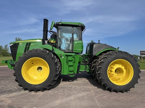 2025 John Deere 9R 640 Image