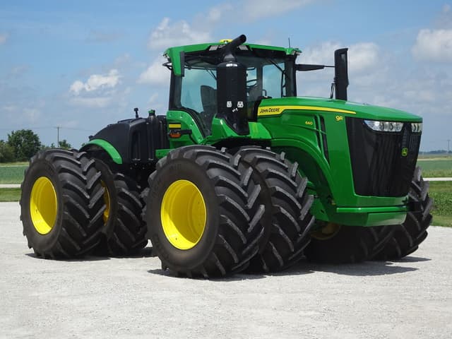 Image of John Deere 9R 640 equipment image 1