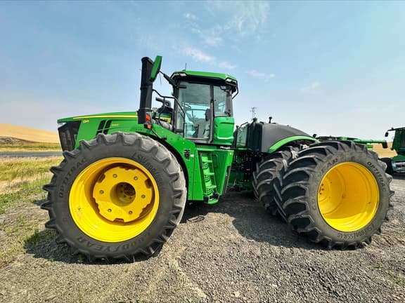 Image of John Deere 9R 640 equipment image 1