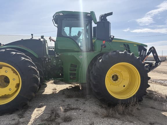Image of John Deere 9R 640 equipment image 2