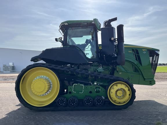 Image of John Deere 9RT 590 equipment image 2