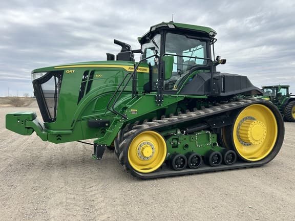 Image of John Deere 9RT 590 equipment image 2