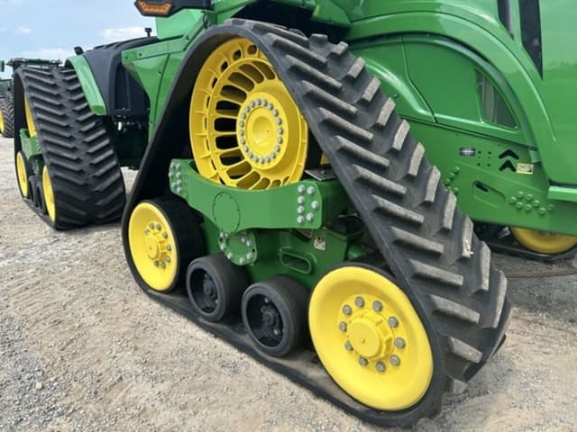 Image of John Deere 9RX 590 equipment image 1