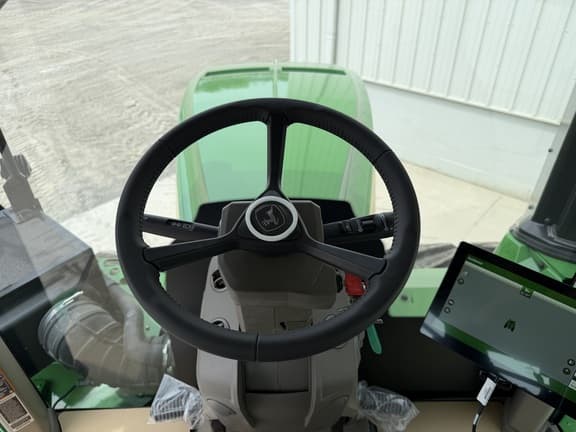 Image of John Deere 9RX 590 equipment image 3