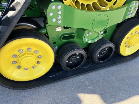 Image of John Deere 9RX 640 equipment image 3