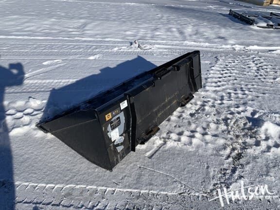 Image of John Deere C72 equipment image 4