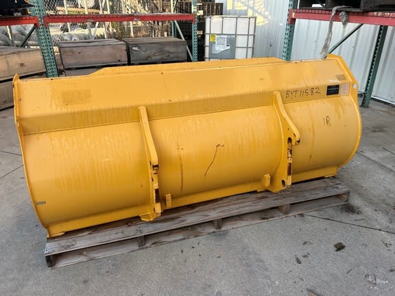 Main image John Deere BYT11582
