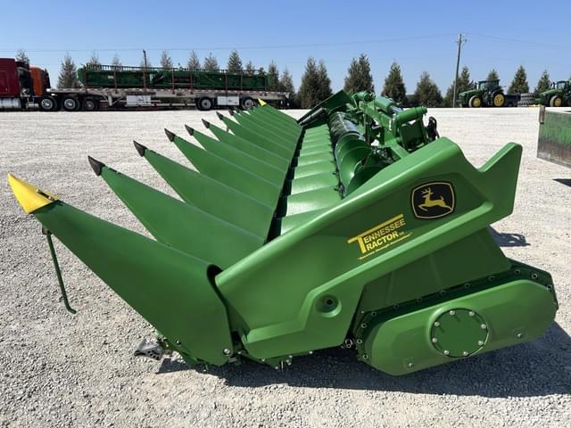 Image of John Deere C12F equipment image 3