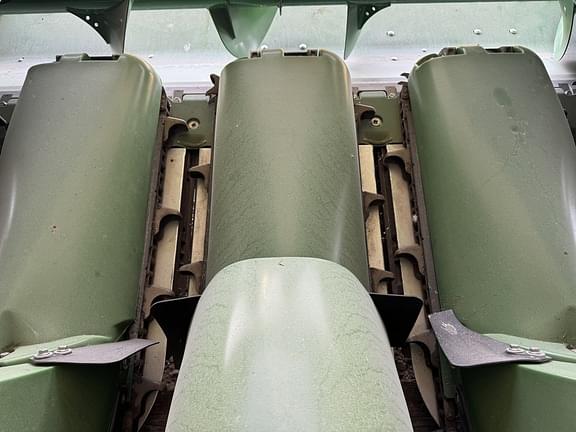 Image of John Deere C18F equipment image 3