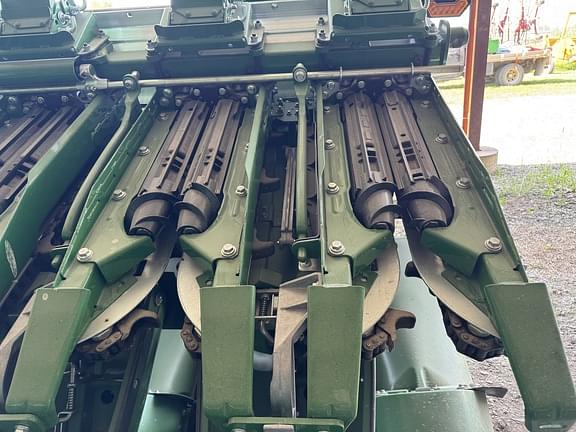 Image of John Deere C18F equipment image 2