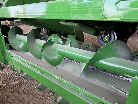 Image of John Deere C18F equipment image 1