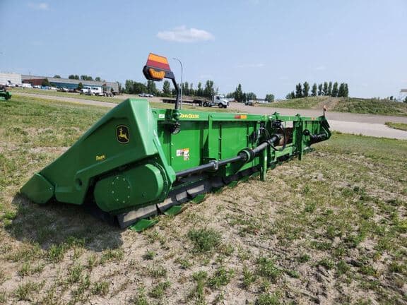 Image of John Deere C18R equipment image 4