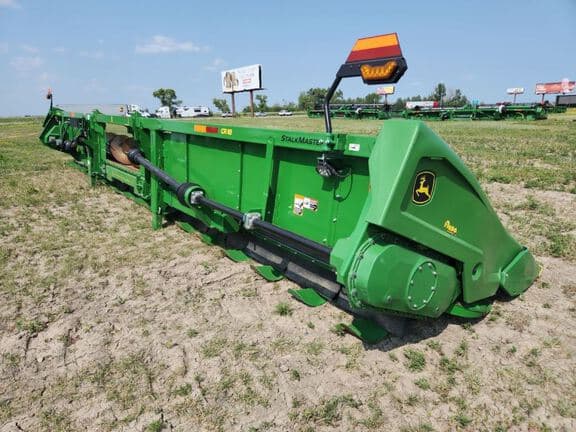 Image of John Deere C18R equipment image 2