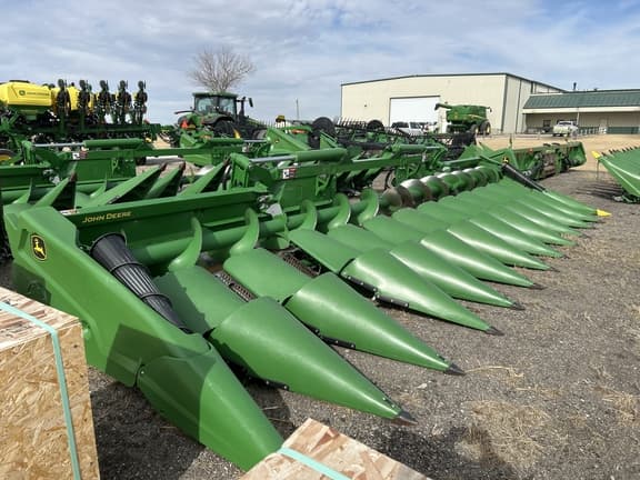 Image of John Deere CF12 equipment image 1