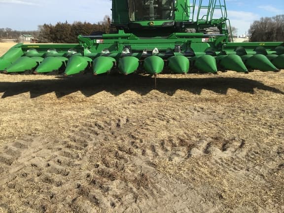 Image of John Deere CF12 equipment image 3