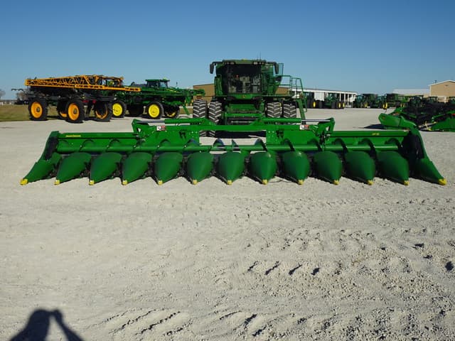 Image of John Deere CF12 equipment image 2