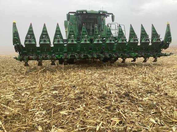 Image of John Deere CF12 Primary image