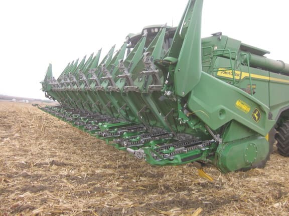 Image of John Deere CF12 equipment image 2