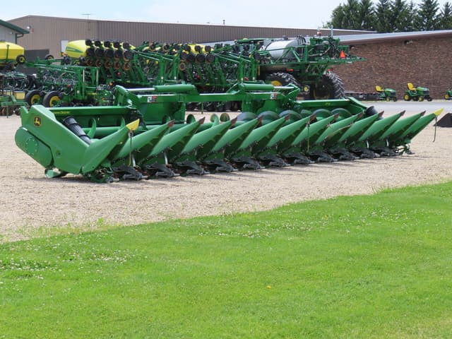 Image of John Deere CF12 equipment image 1