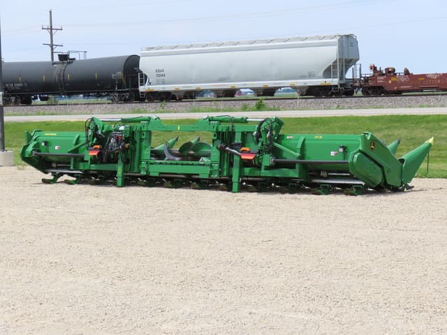 Image of John Deere CF12 equipment image 3