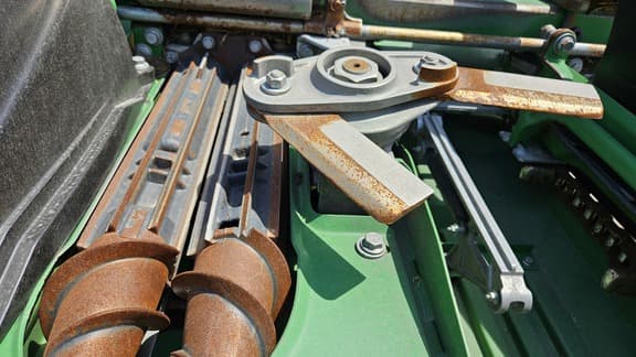 Image of John Deere CF12 equipment image 3