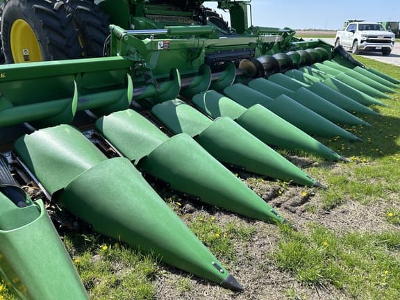 Image of John Deere CF12 equipment image 1