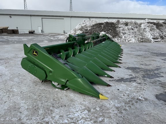 2025 John Deere CF16 Equipment Image0