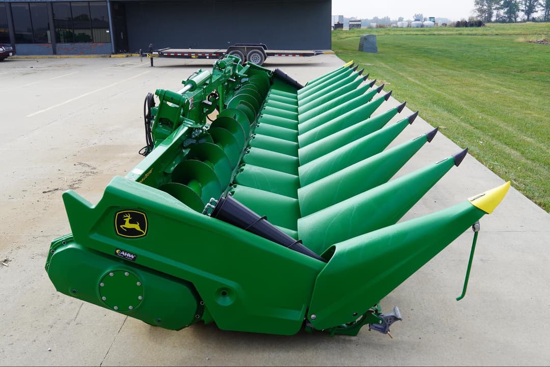 Image of John Deere CF12 Primary image