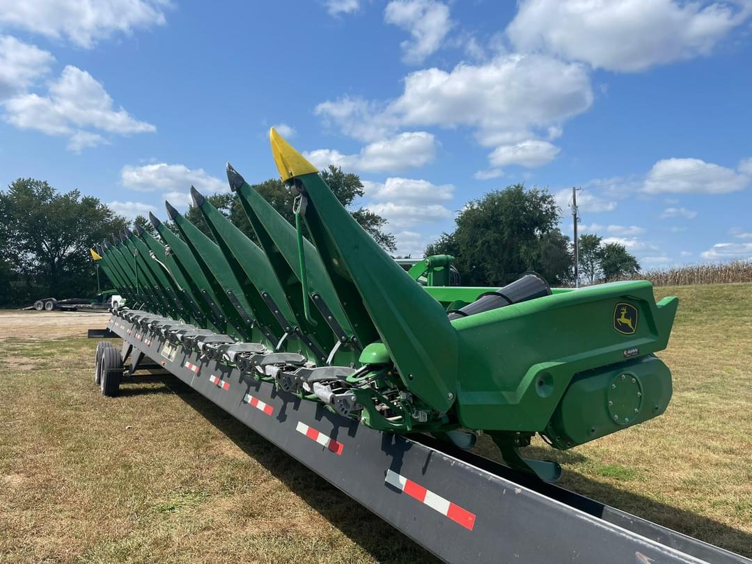 Image of John Deere CF12 Primary image