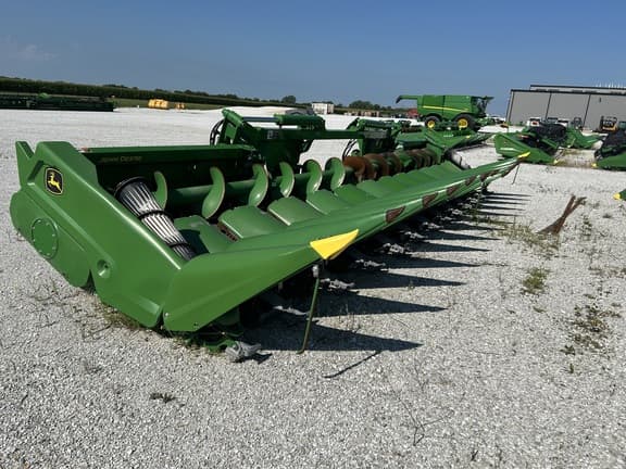 Image of John Deere C12F Primary image