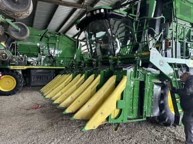 Cotton Pickers/Strippers